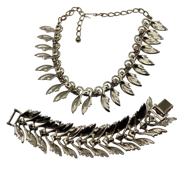 Vintage ART Arthur Pepper Enamel Leaf and Pastel Rhinestone Set - Picture 7 of 9